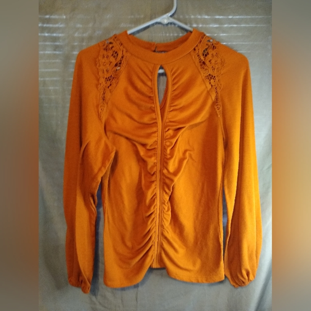 Daytrip Orange Long Sleeve Runched Lace Applique Top